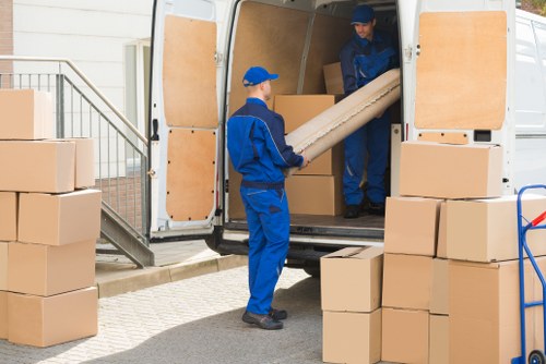 Moving truck service for homes and businesses in Crystal Palace